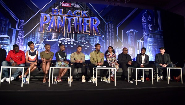 Angela+Bassett+Daniel+Kaluuya+Marvel+Studios+dlNS7ma71WWl