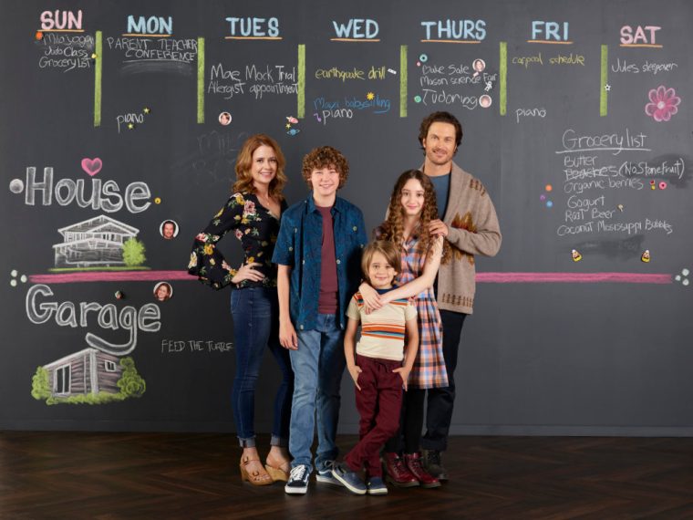 JENNA FISCHER, VAN CROSBY, SANDER THOMAS, OLIVIA KEVILLE, OLIVER HUDSON